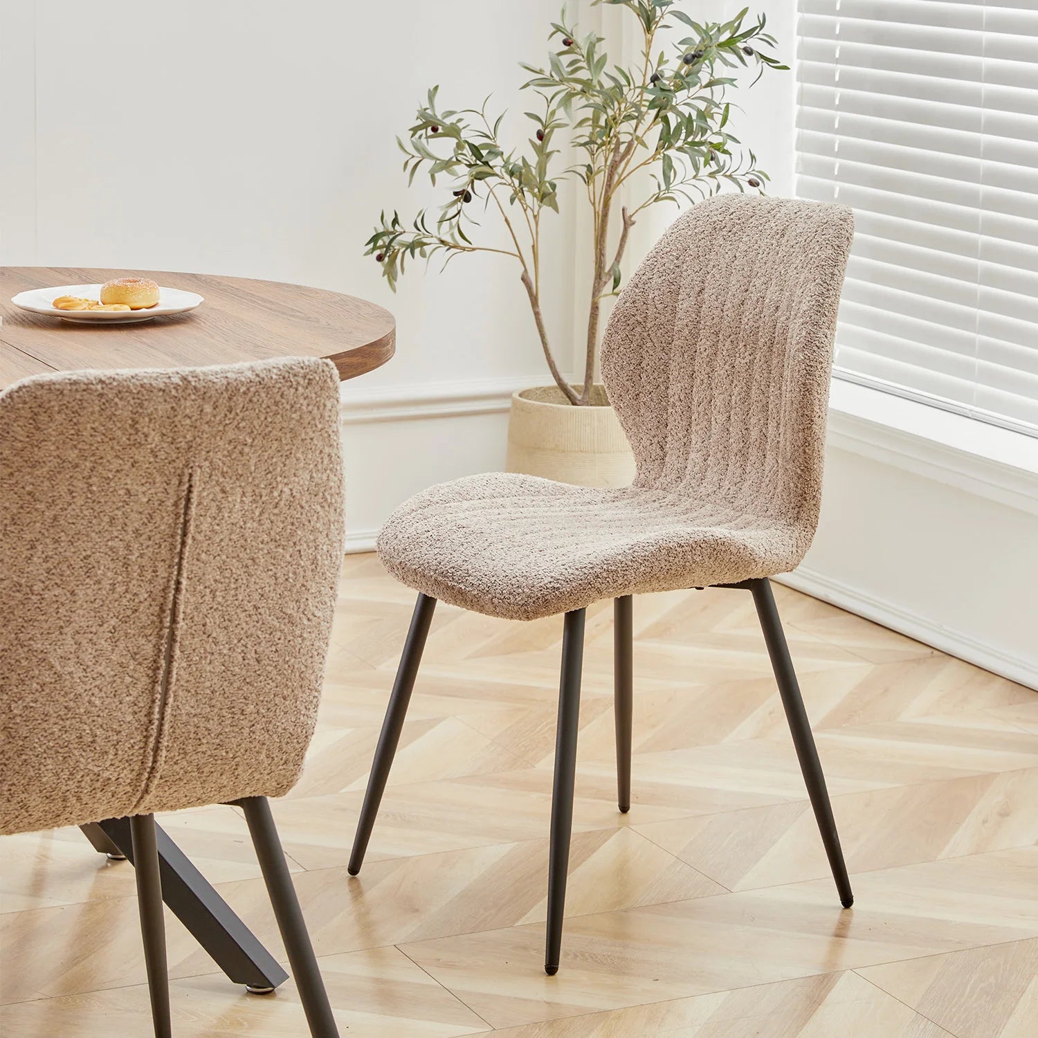 4Pcs/Set Modern Dining Chairs Padded Seat Iron Legs Nordic Minimalist office Chairs For Kitchen Living/Dining Room Restaurant